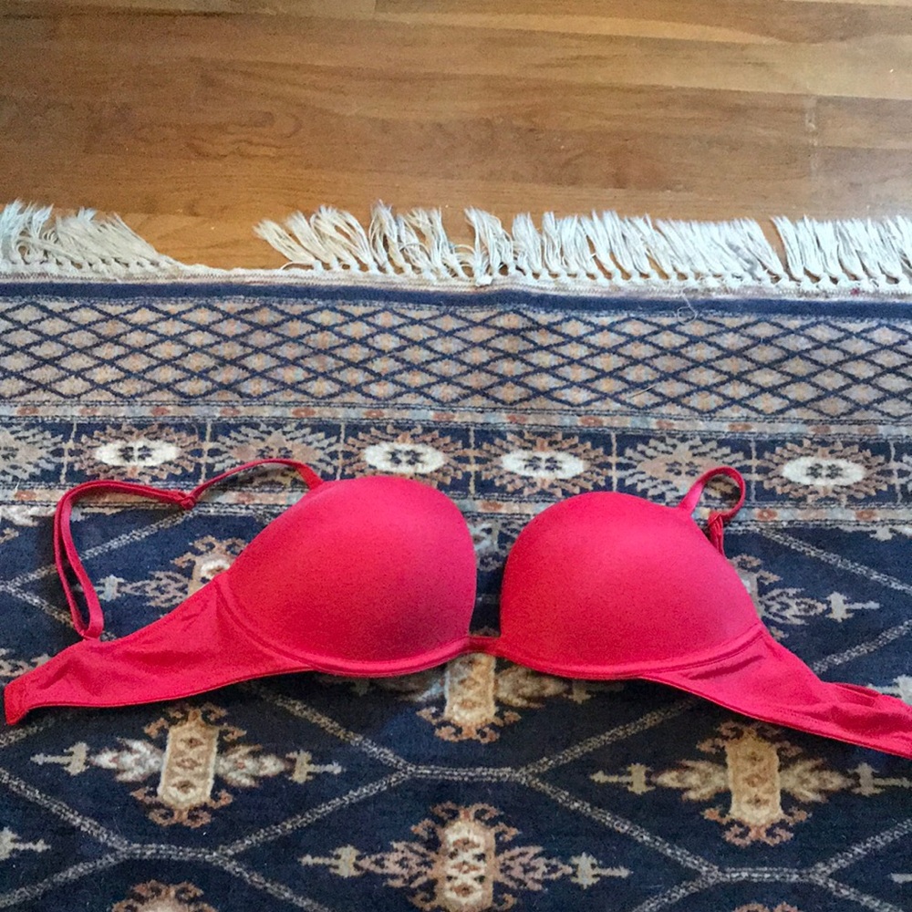Vs push bra 32d
